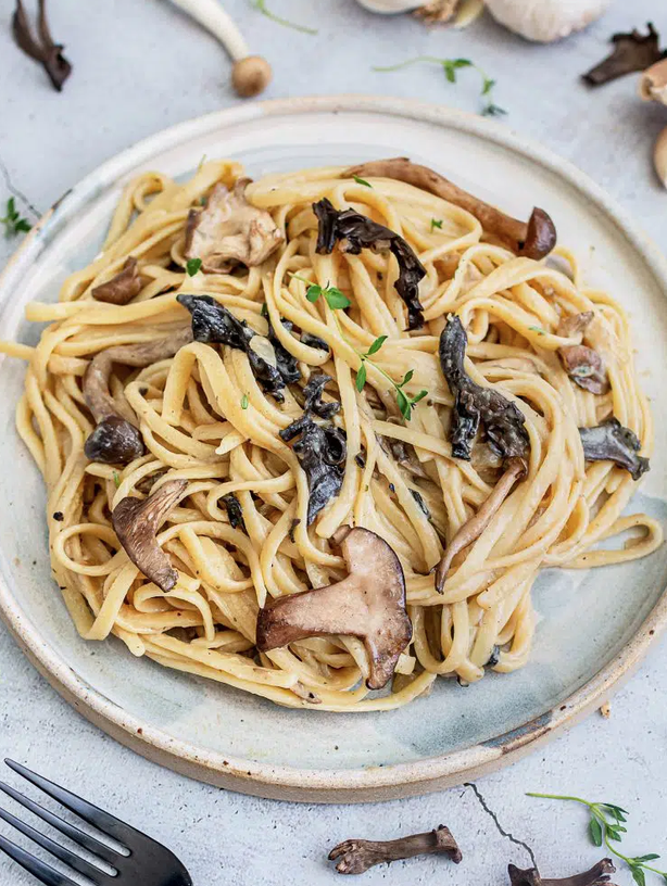 Pasta con Setas y Miel de las Altas Montañas